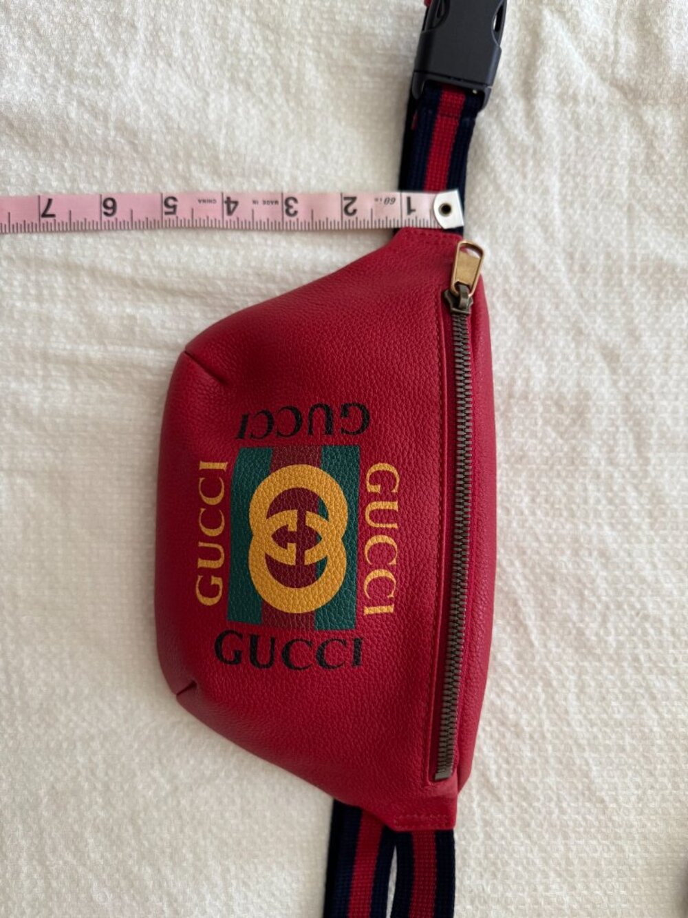 GUCCI - Picture 9 of 10